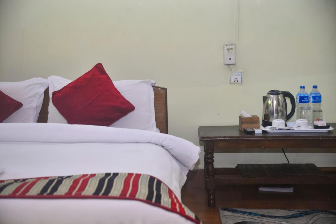 Unique Wild Resort Sauraha Εξωτερικό φωτογραφία