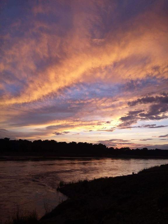 Unique Wild Resort Sauraha Εξωτερικό φωτογραφία