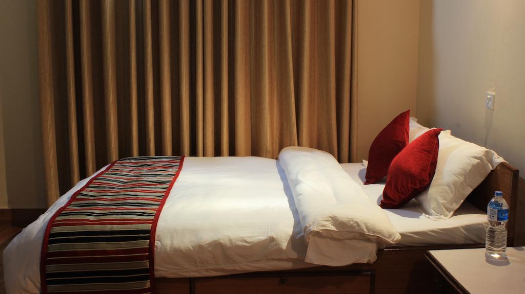 Unique Wild Resort Sauraha Δωμάτιο φωτογραφία