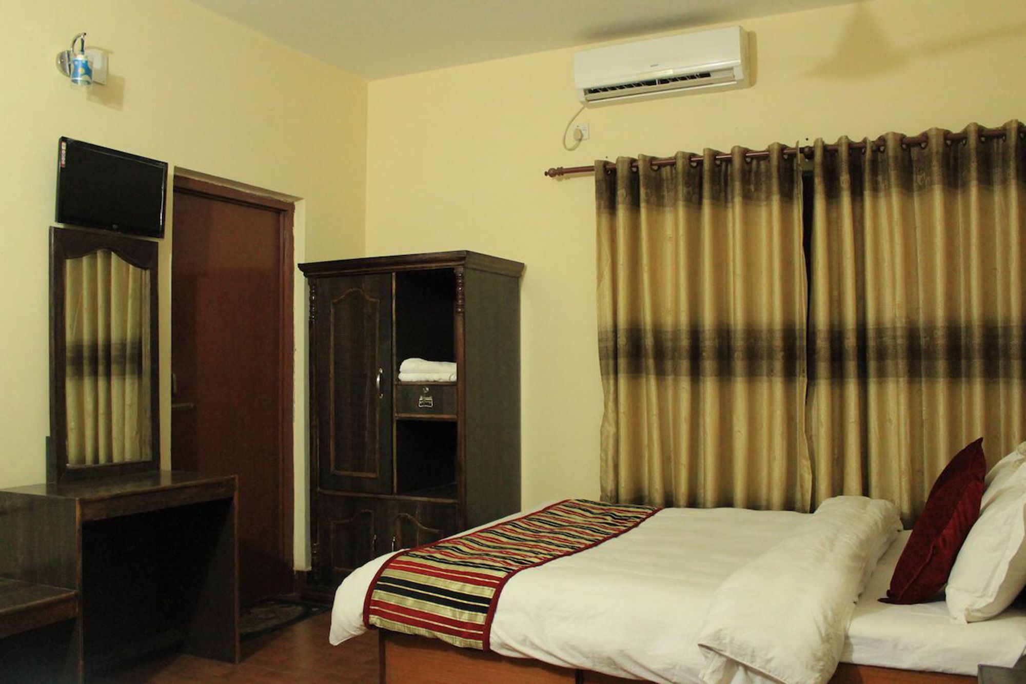 Unique Wild Resort Sauraha Εξωτερικό φωτογραφία